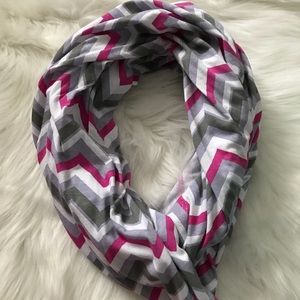 ☀️ Infinity nursing cover/scarf